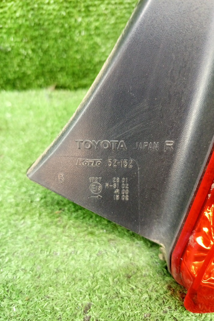 Стоп-сигнал правый задний TOYOTA IST NCP60, NCP65, NCP61 2 ракурс Стоп-сигнал правый задний TOYOTA IST NCP60, NCP65, NCP61 2 ракурс