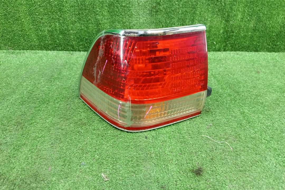 Стоп-сигнал левый задний TOYOTA CROWN JZS151, JZS155, GS151, LS151, JZS157, JZS153 1 ракурс