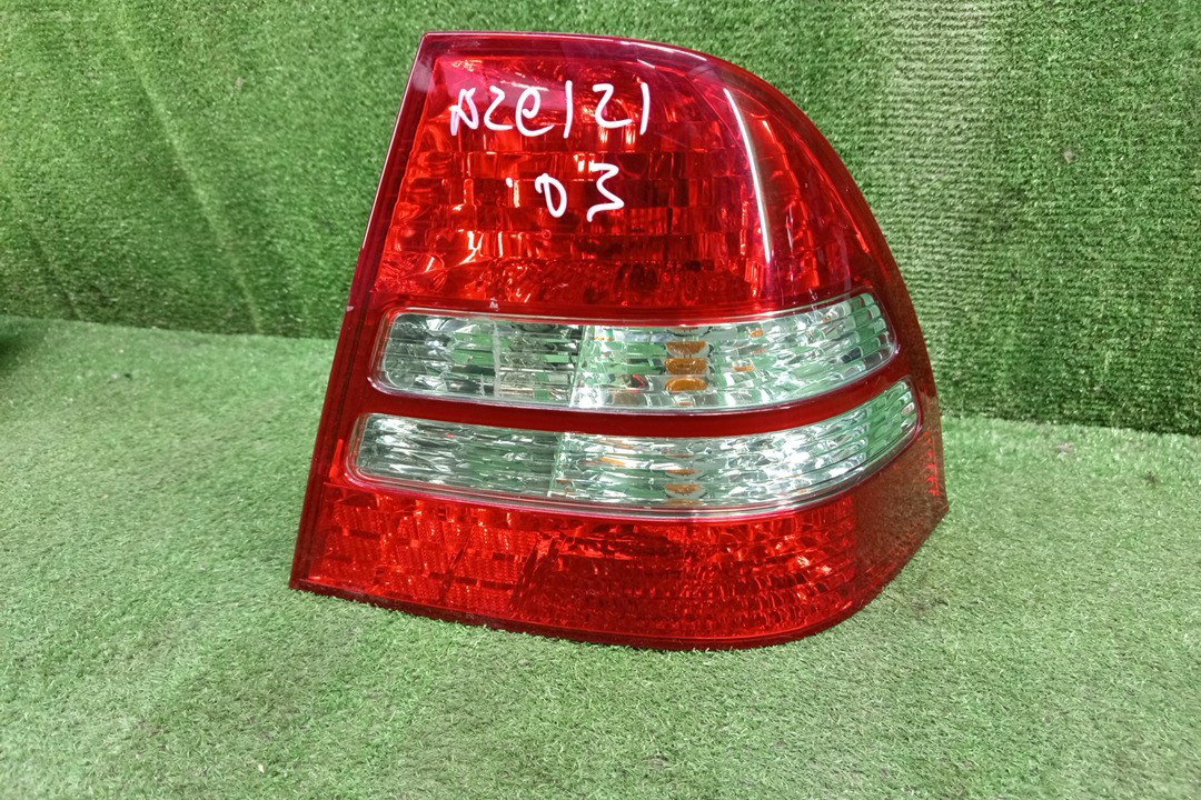 Стоп-сигнал правый задний TOYOTA COROLLA ZZE124, NZE121, NZE120, ZZE122, NZE124, CE121 1 ракурс