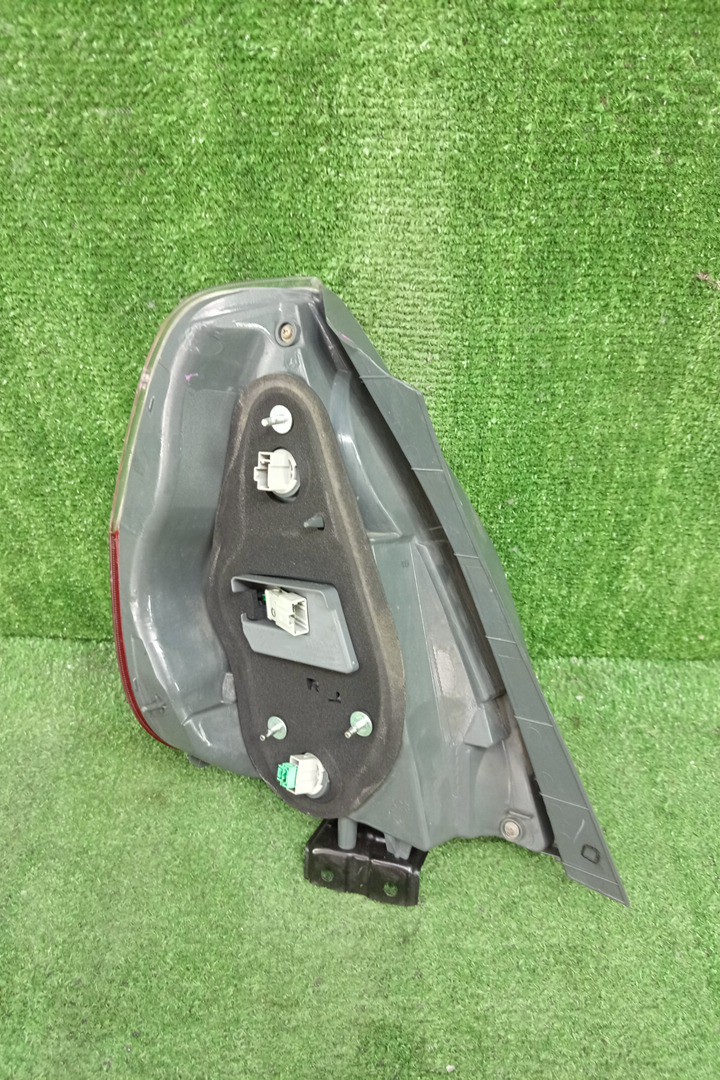 Стоп-сигнал правый задний HONDA FIT, JAZZ GD2, GD3, GD4, GD1 4 ракурс