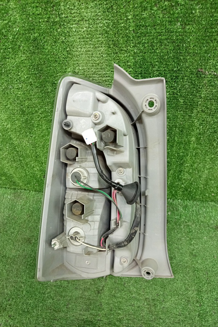 Стоп-сигнал правый задний TOYOTA PASSO, BOON KGC30, NGC30, KGC35, M600S, M601S, M610S 3 ракурс