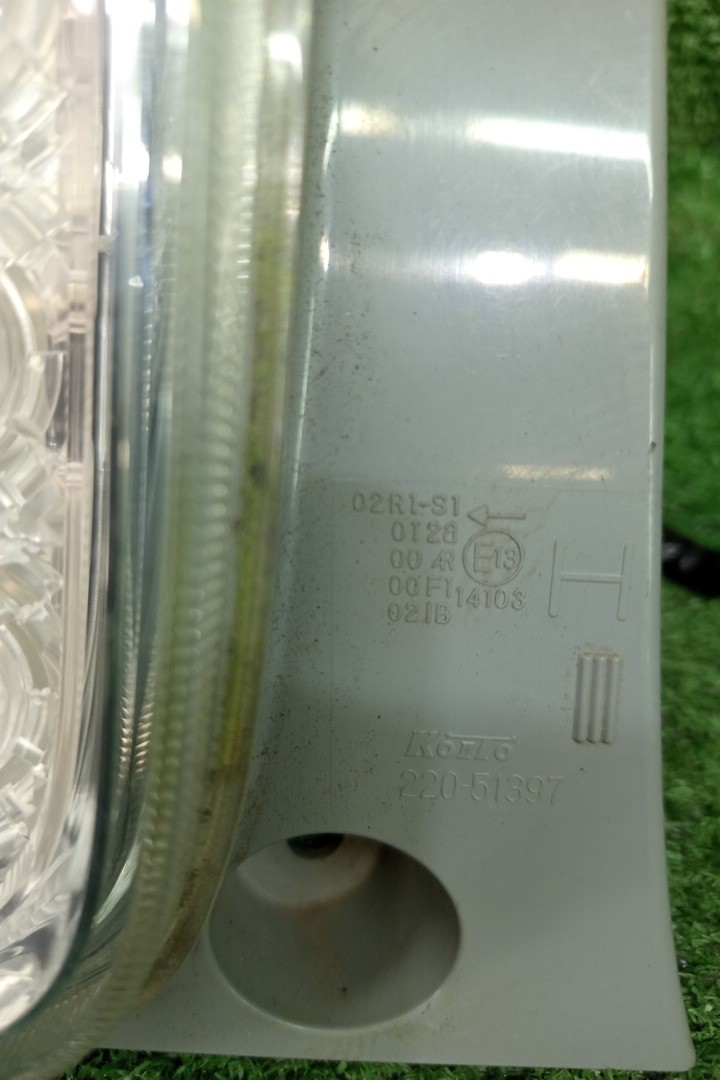 Стоп-сигнал левый задний TOYOTA PASSO, BOON KGC30, NGC30, KGC35, M600S, M601S, M610S 3 ракурс