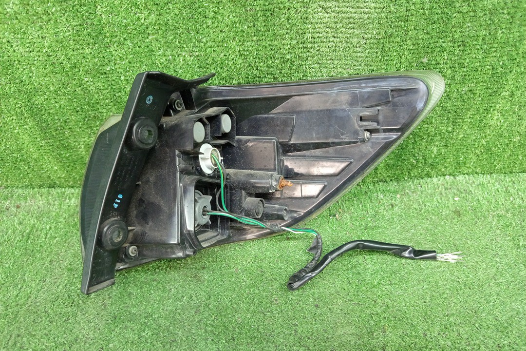 Стоп-сигнал левый задний TOYOTA WISH ZGE20W, ZGE20G, ZGE25W, ZGE21G, ZGE22W, ZGE25G 3 ракурс