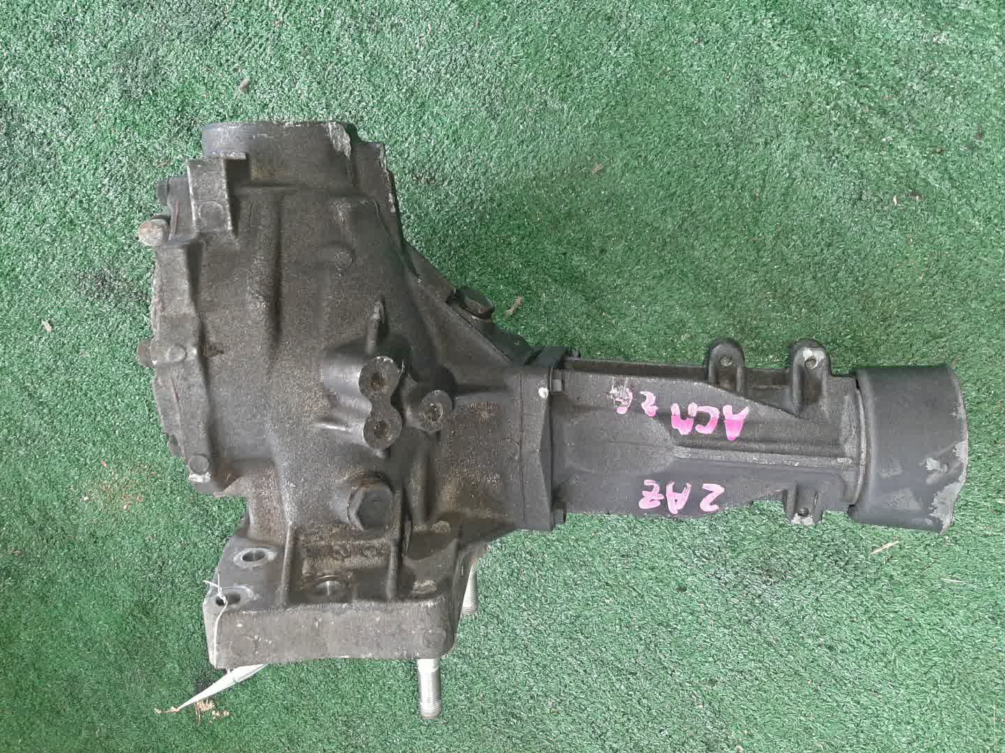 Раздатка TOYOTA IPSUM ACM26W 2AZ-FE 1 ракурс