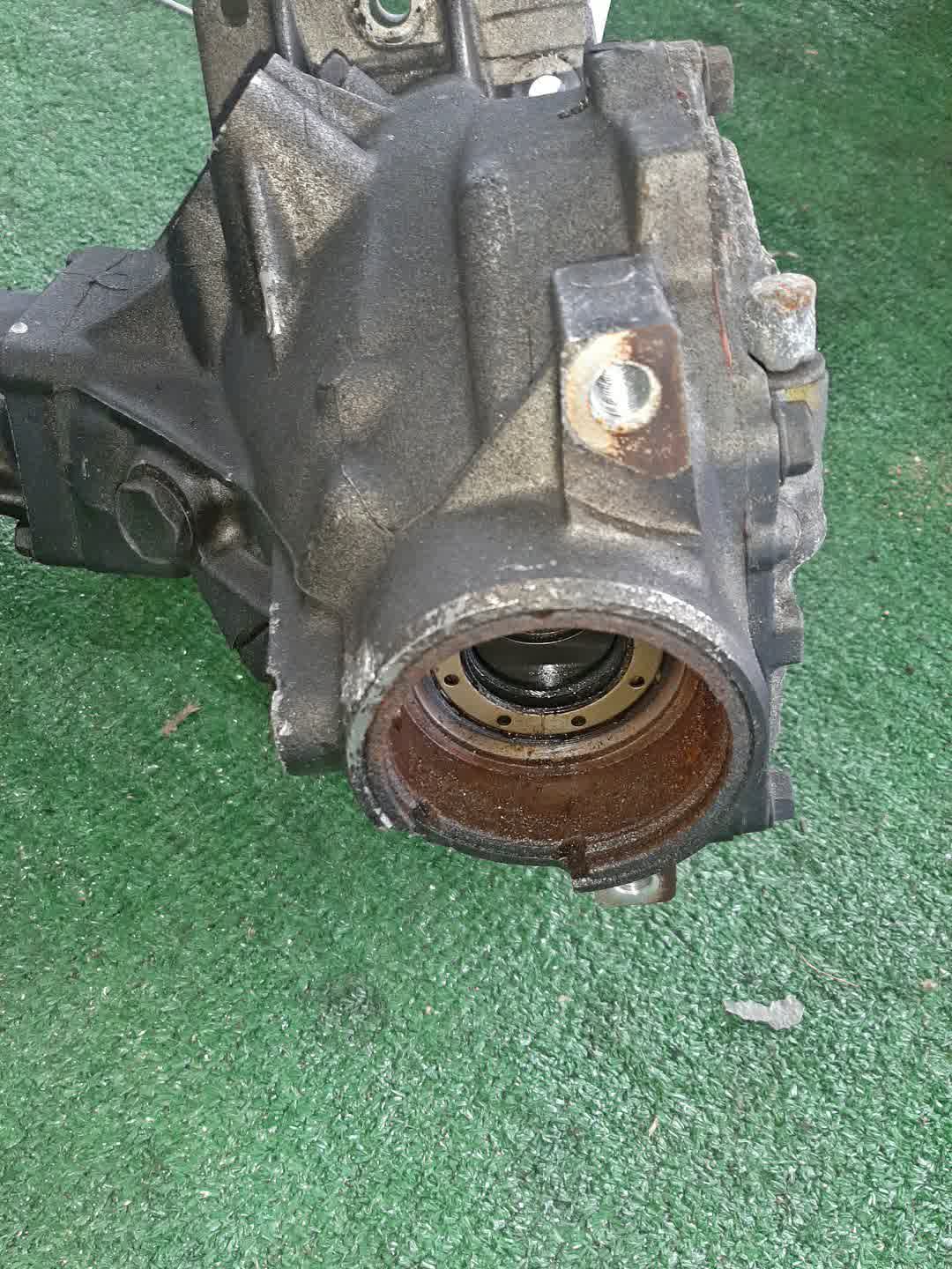 Раздатка TOYOTA IPSUM ACM26W 2AZ-FE 2 ракурс