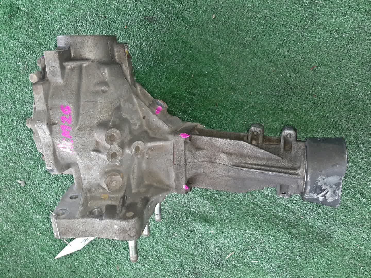 Раздатка TOYOTA IPSUM ACM26W 2AZ-FE 1 ракурс