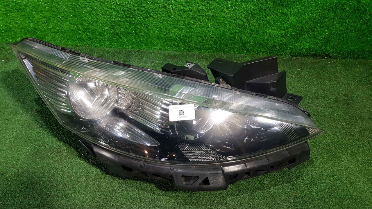 Фара правая передняя MAZDA BIANTE CCEAW, CCEFW, CCFFW, CC3FW 1 ракурс