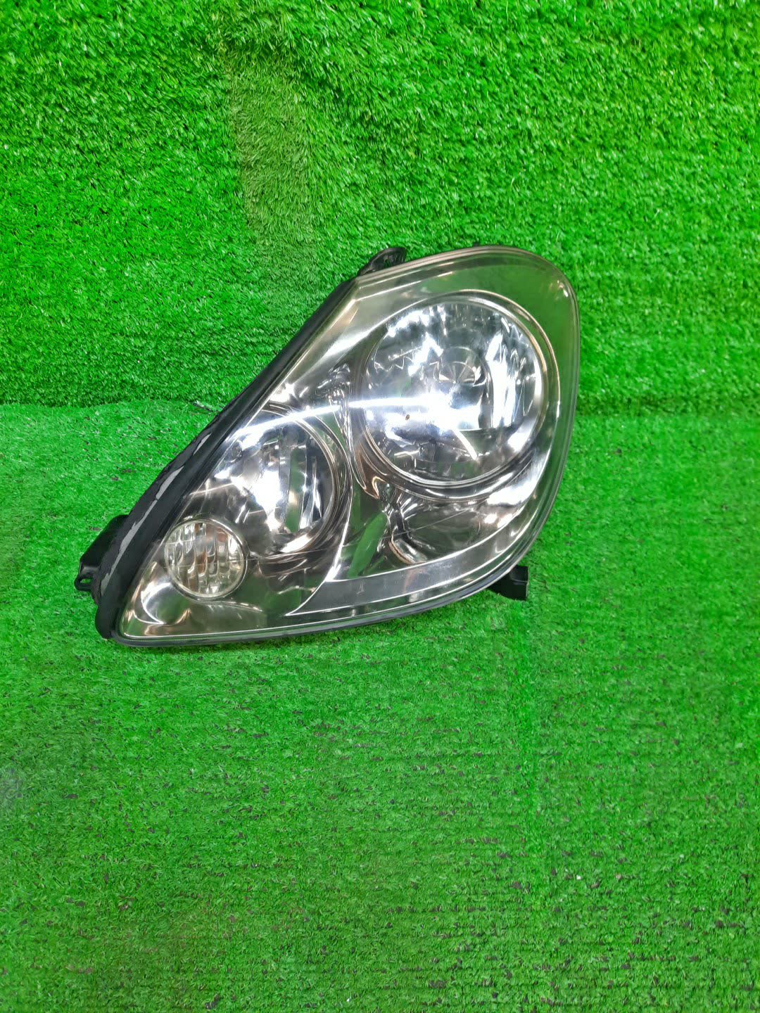 Фара левая передняя TOYOTA BREVIS JCG10, JCG11, JCG15 1 ракурс