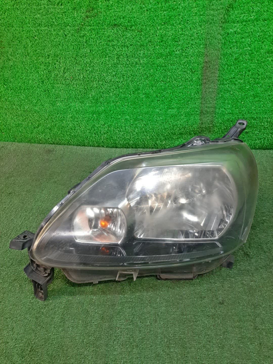 Фара левая передняя TOYOTA PORTE NCP141, NSP140, NSP141, NCP145 1 ракурс