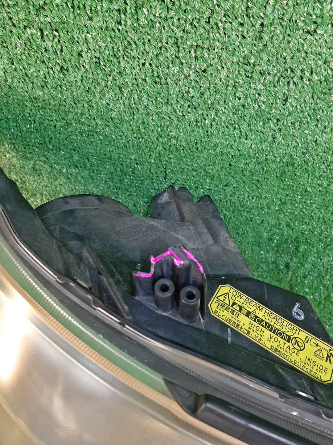 Фара правая передняя TOYOTA VELLFIRE ANH25W, GGH25W, GGH20W, ANH20W 2 ракурс Фара правая передняя TOYOTA VELLFIRE ANH25W, GGH25W, GGH20W, ANH20W 2 ракурс