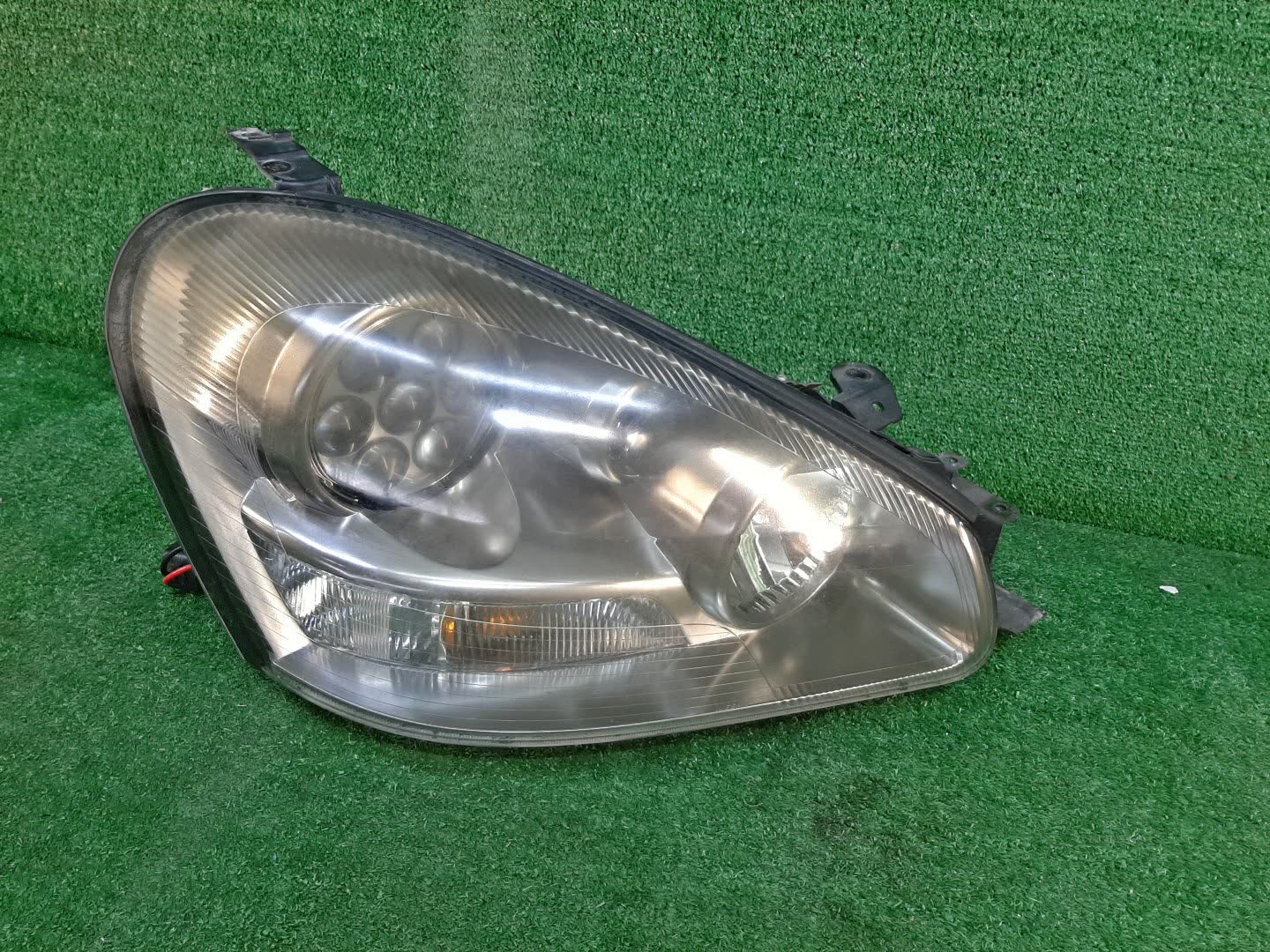 Фара правая передняя NISSAN CIMA GF50 1 ракурс