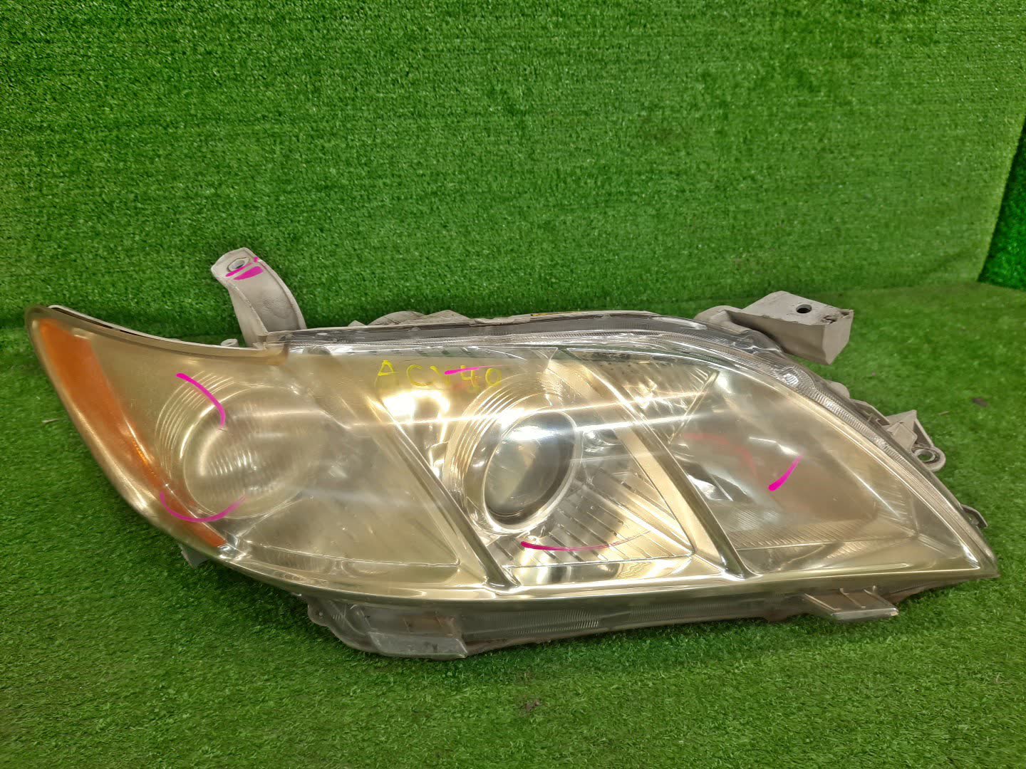 Фара правая передняя TOYOTA CAMRY, ALTIS AHV40, GSV40, ACV40, ACV45, ACV40N, ACV45N 1 ракурс