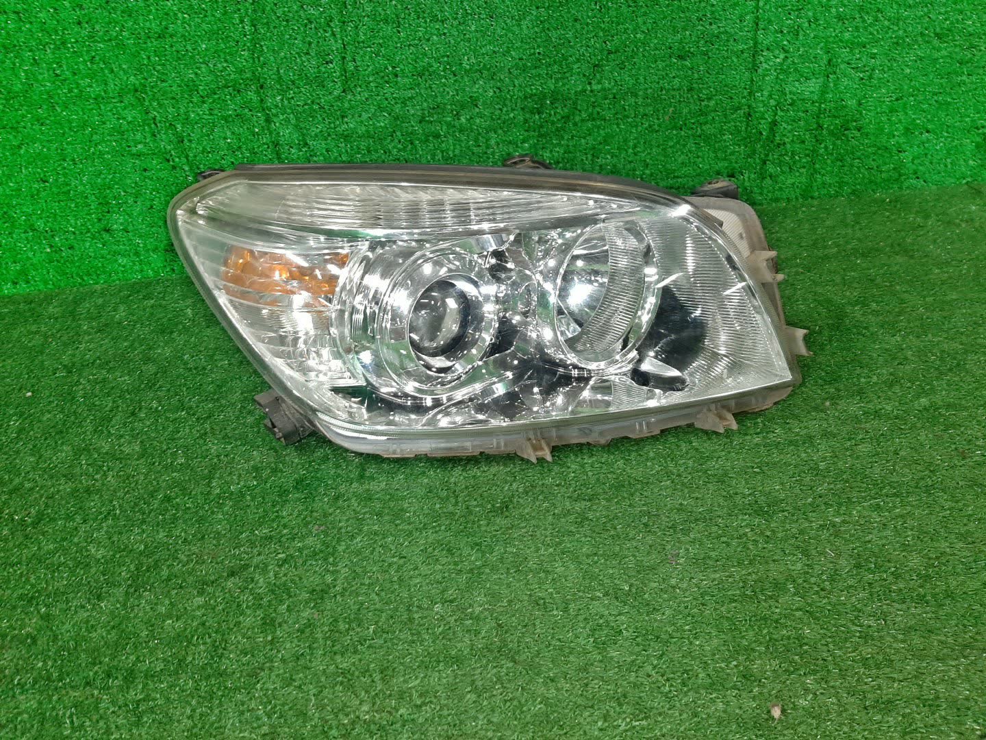 Фара правая передняя TOYOTA RAV4 ACA31W, ACA36W, ACA30W 1 ракурс