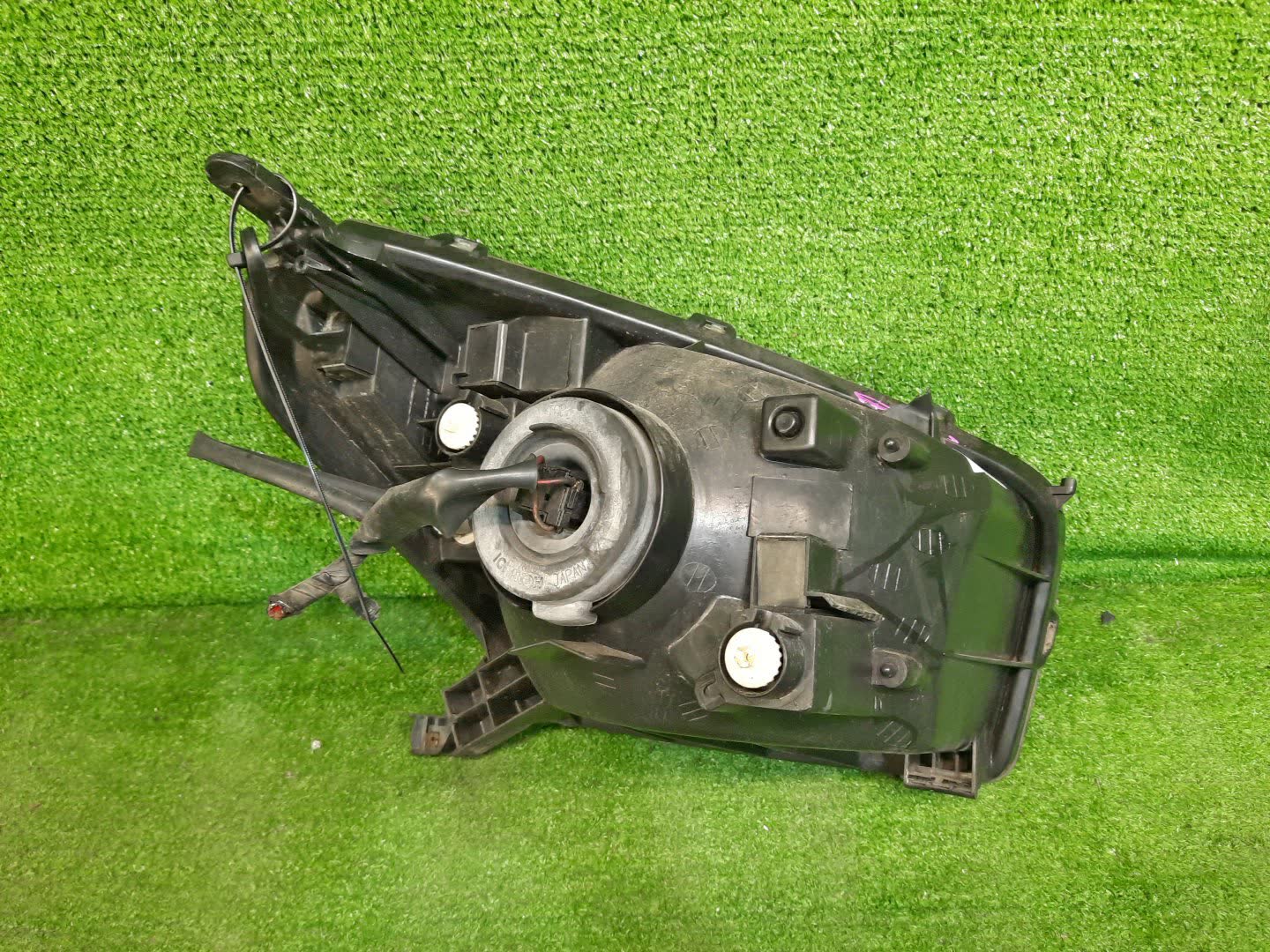 Фара левая передняя TOYOTA RAV4 ACA21W, ACA20W, ZCA26W, ZCA25W 2 ракурс