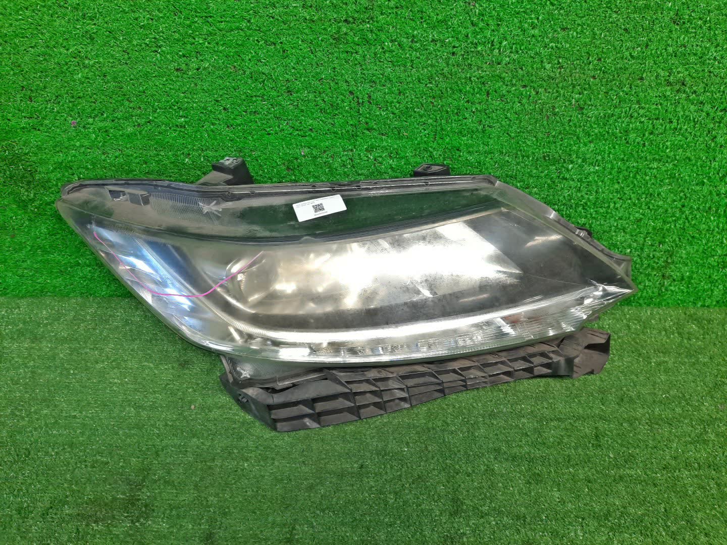 Фара правая передняя HONDA ODYSSEY RC1 1 ракурс