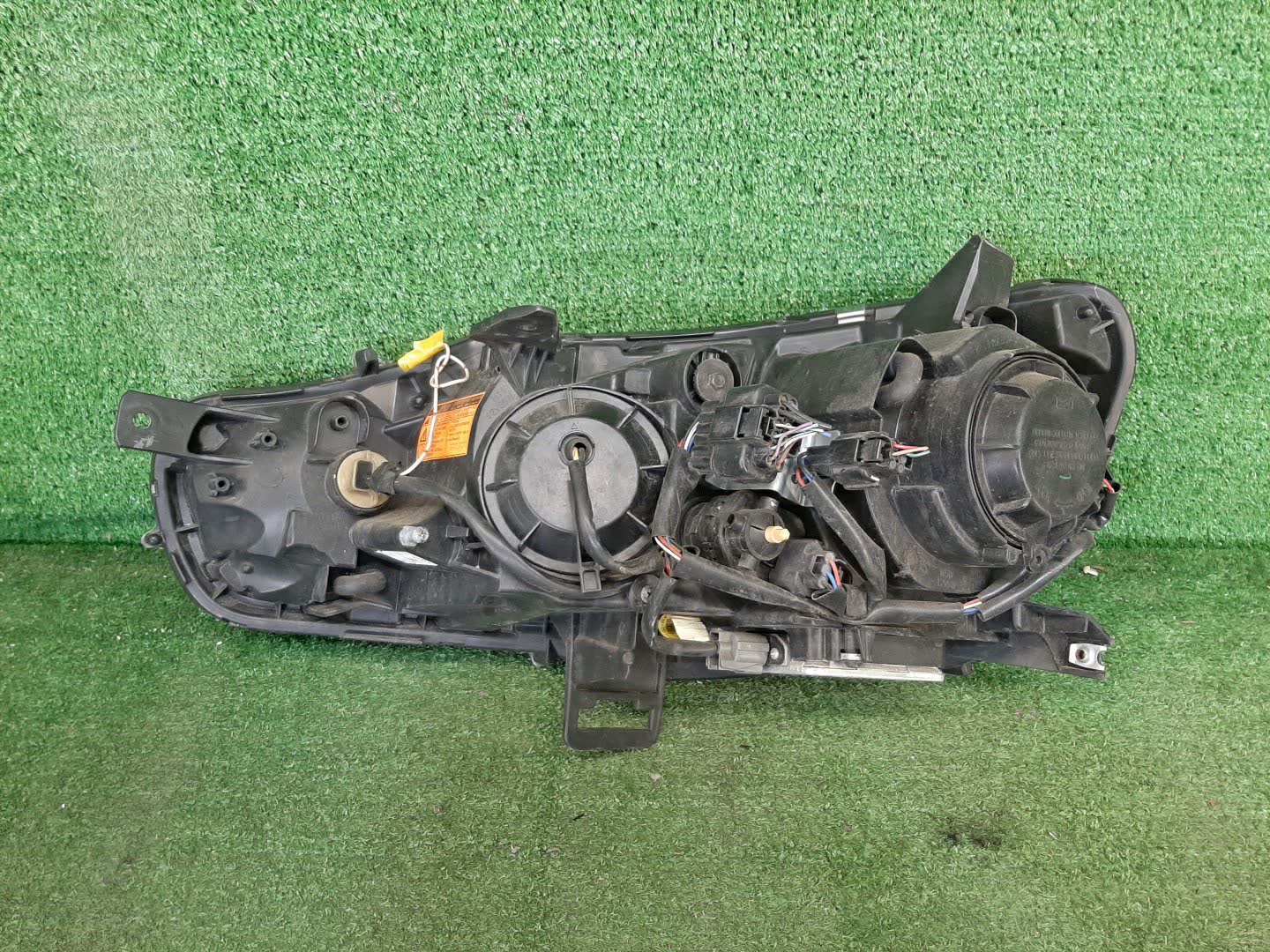 Фара правая передняя MITSUBISHI LANCER, GALANT FORTIS CY4A, CY2A, CY3A, CY6A, CX6A, CX4A, CX3A 3 ракурс