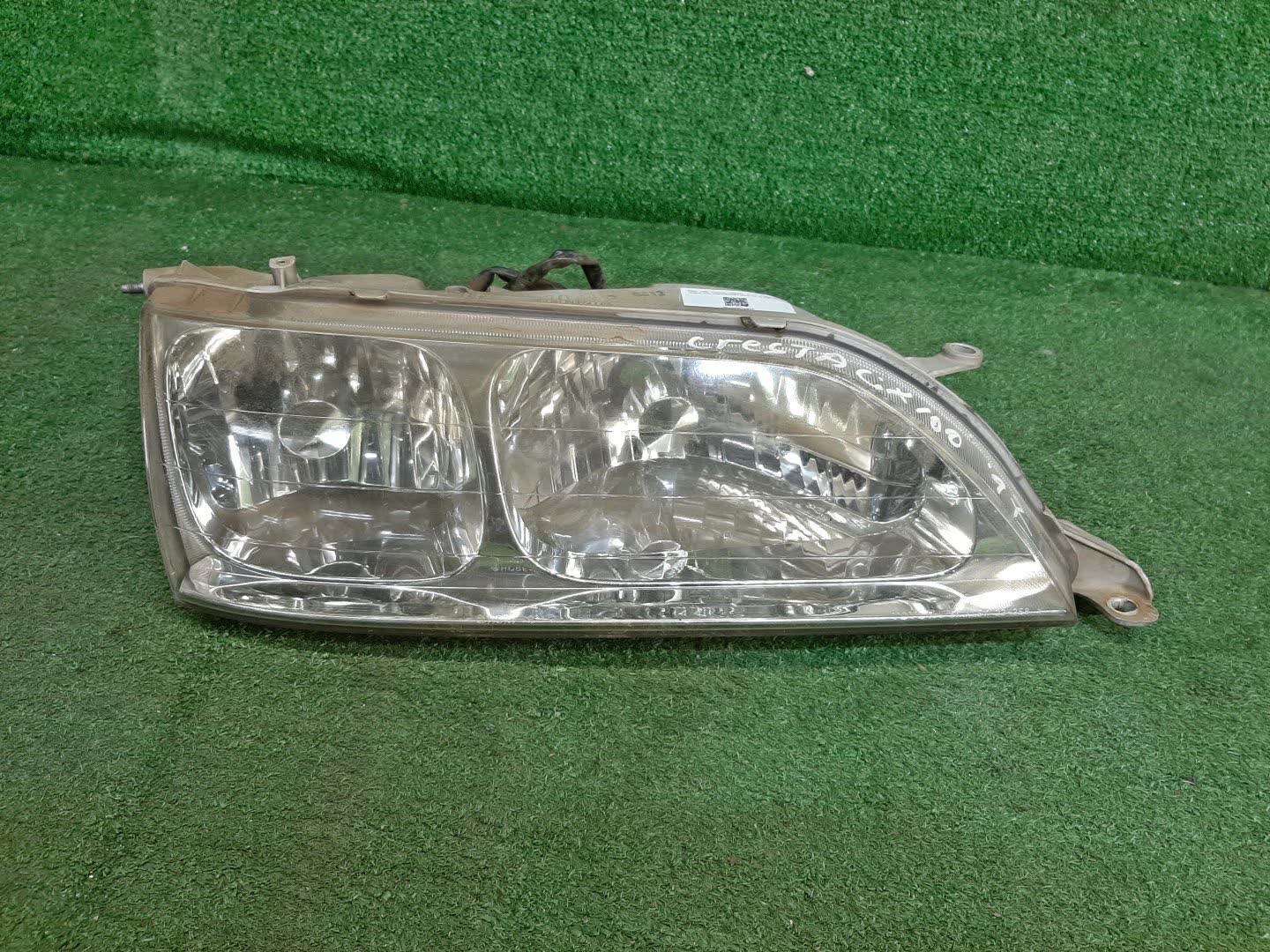Фара правая передняя TOYOTA CRESTA GX100, JZX100, JZX101, LX100, GX105, JZX105, SX100 1 ракурс