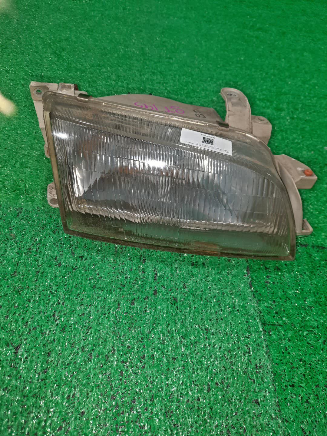 Фара правая передняя TOYOTA CALDINA AT191G, ST191G, ST190G, CT190G, CT196V, ET196V, CT197V, CT199V, CT198V, ST195G, ST198V 1 ракурс