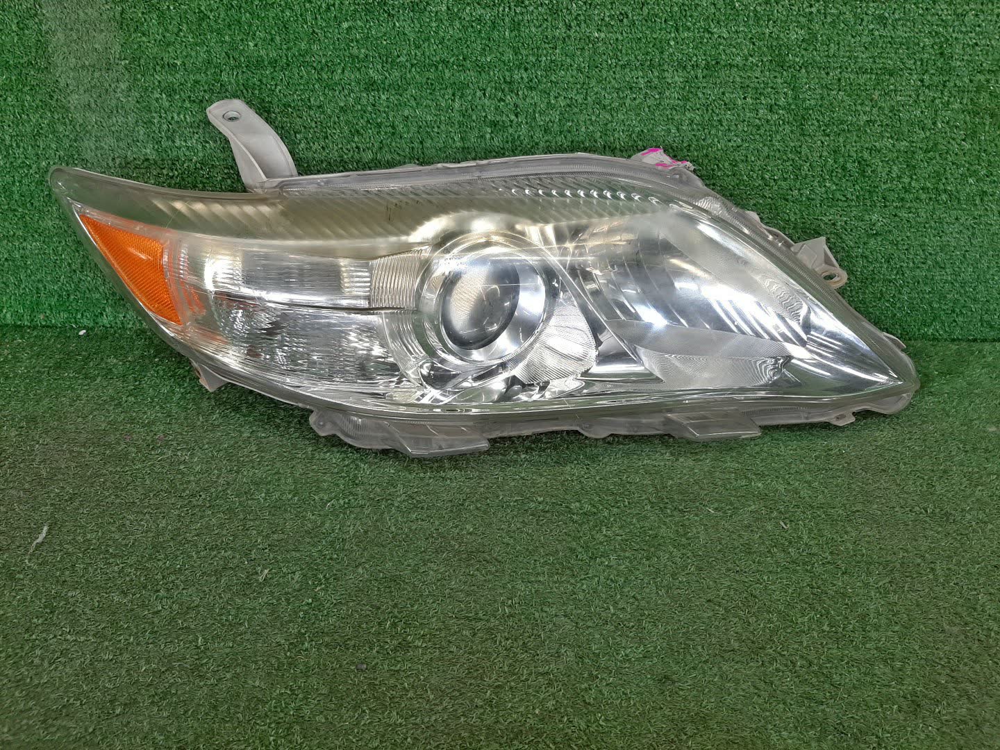 Фара правая передняя TOYOTA CAMRY, ALTIS AHV40, GSV40, ACV40, ACV45, ACV40N, ACV45N 1 ракурс