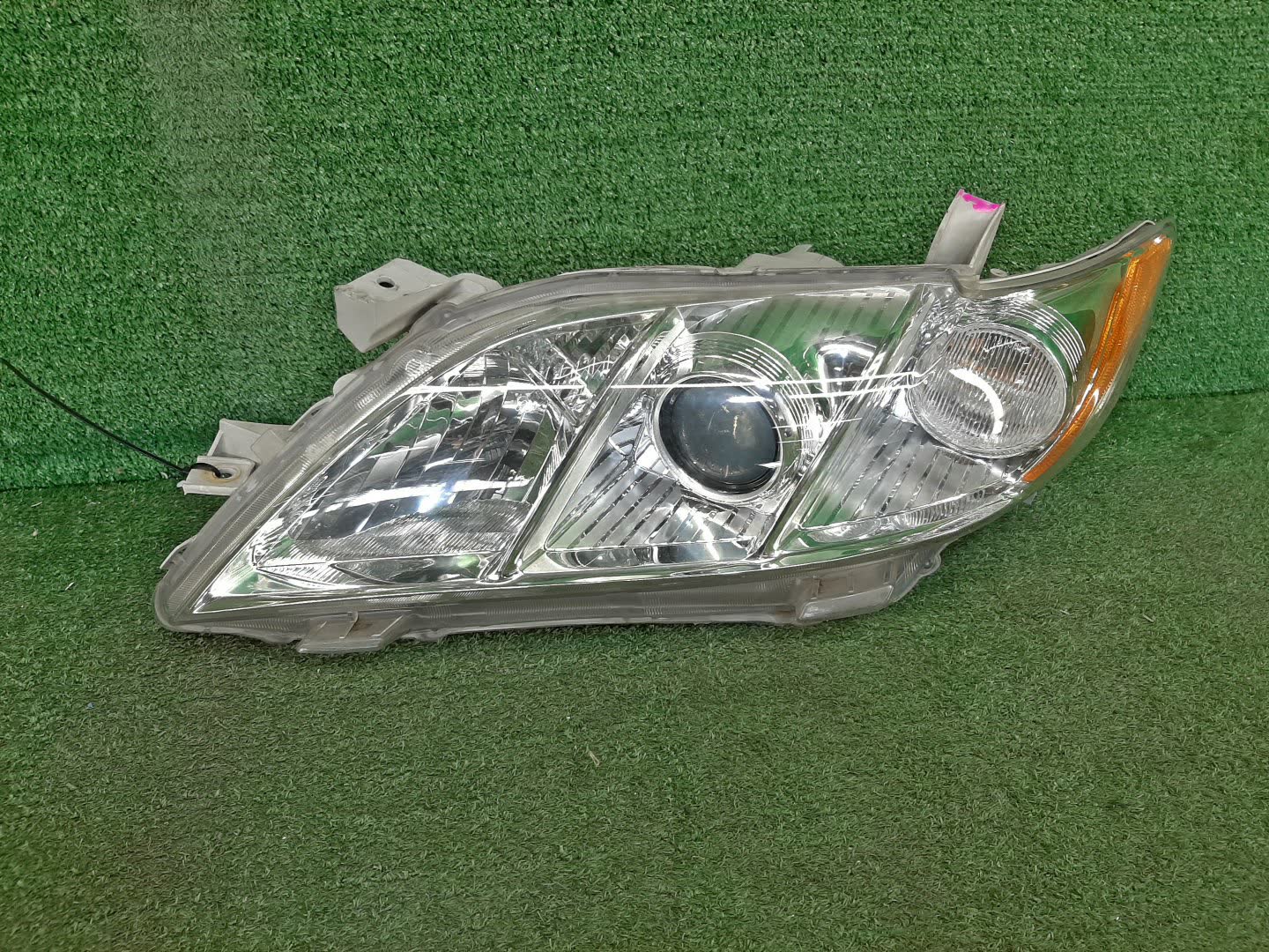 Фара левая передняя TOYOTA CAMRY, ALTIS AHV40, GSV40, ACV40, ACV45, ACV40N, ACV45N 1 ракурс