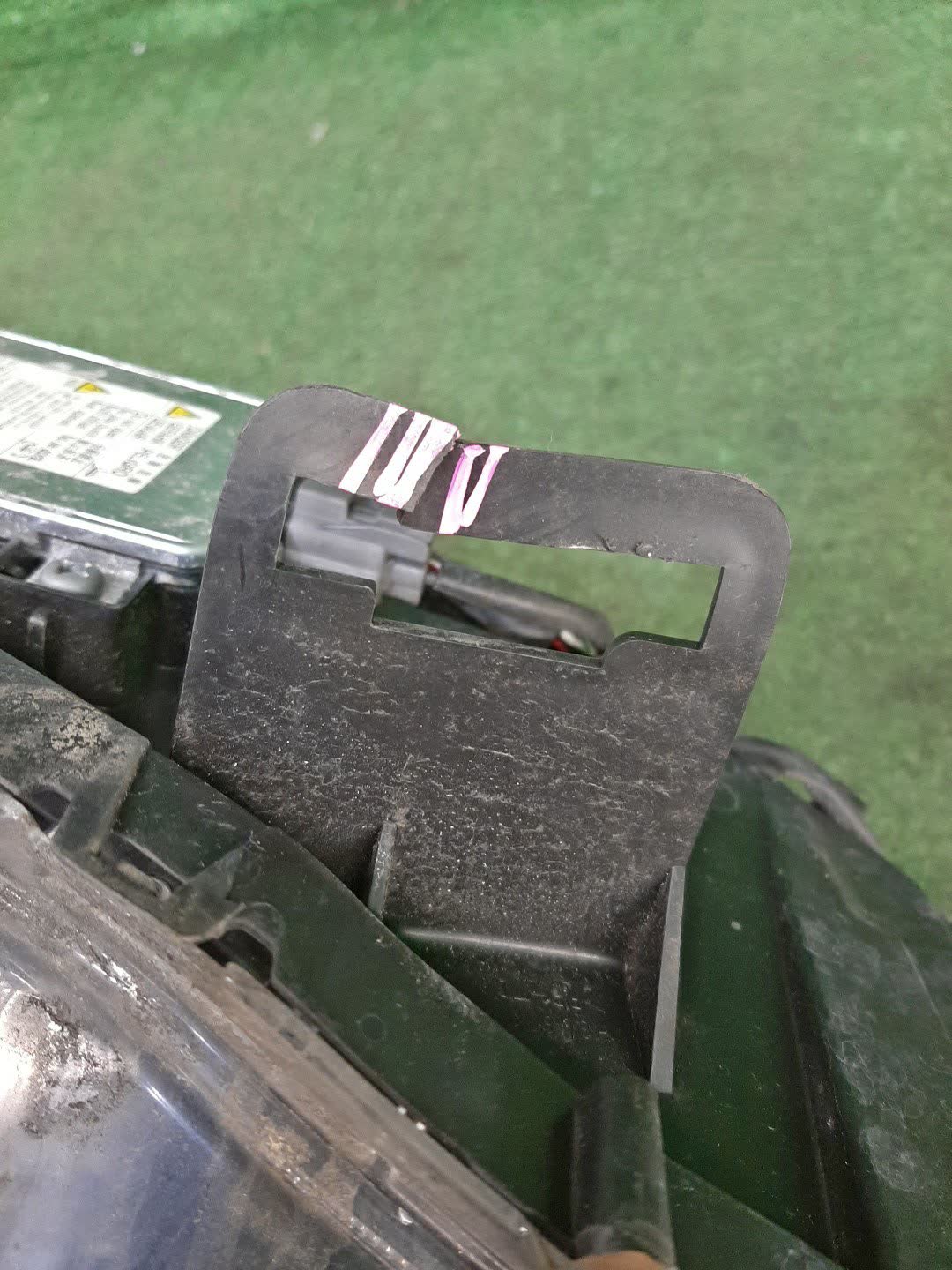 Фара левая передняя MITSUBISHI LANCER, GALANT FORTIS CY4A, CY2A, CY3A, CY6A, CX6A, CX4A, CX3A 3 ракурс