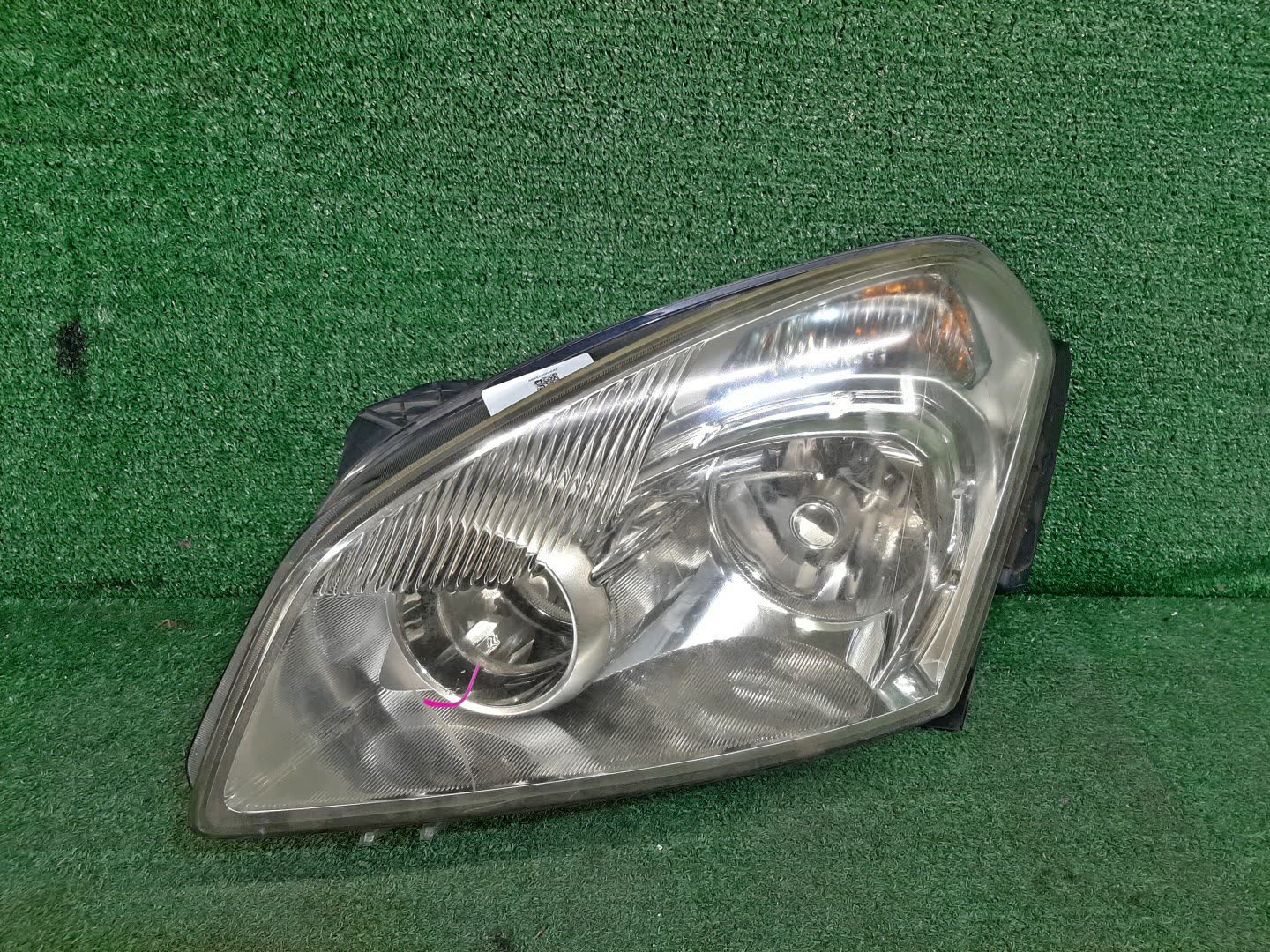 Фара левая передняя NISSAN DUALIS J10, KNJ10, KJ10, NJ10 1 ракурс Фара левая передняя NISSAN DUALIS J10, KNJ10, KJ10, NJ10 1 ракурс