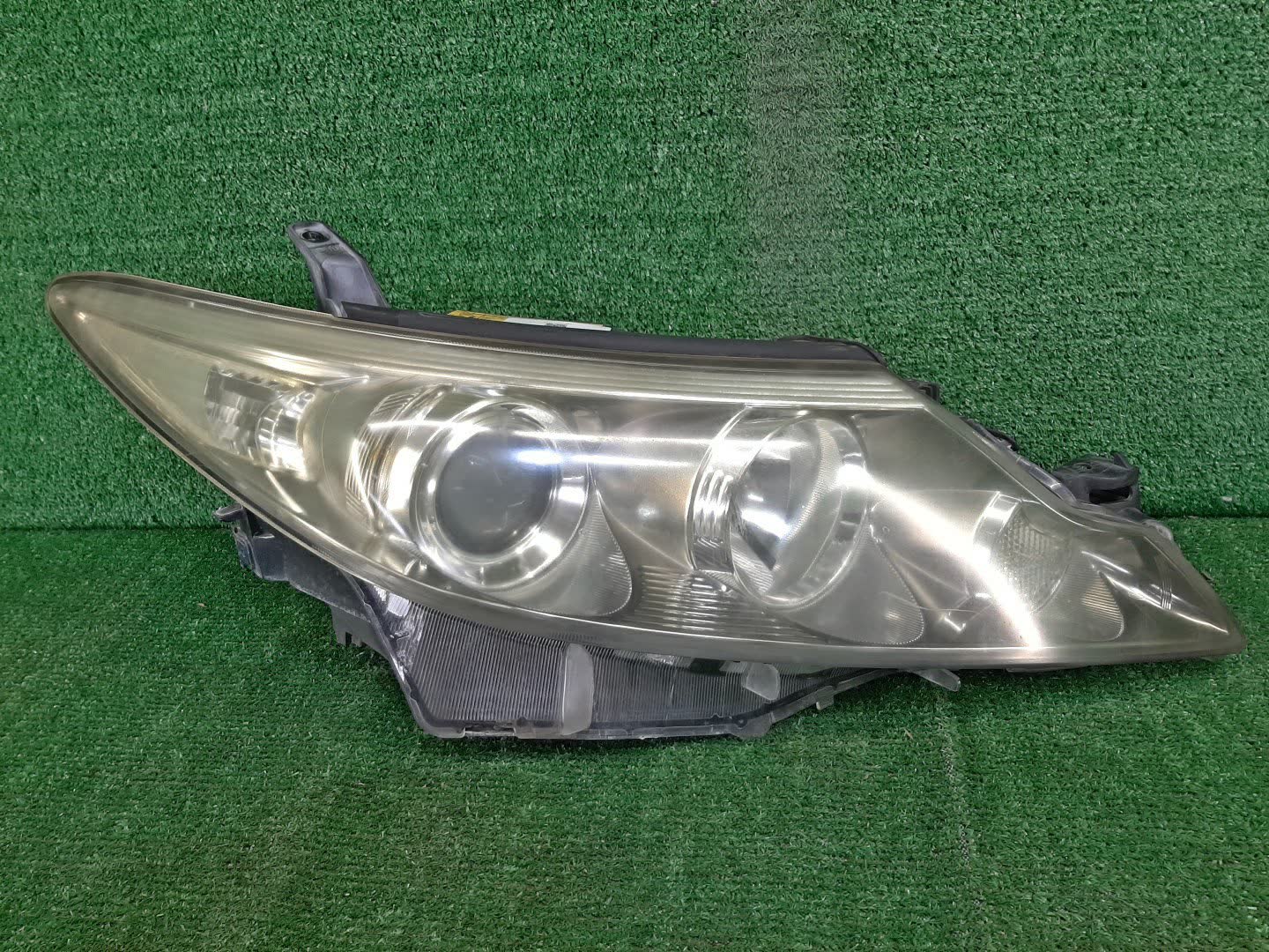 Фара правая передняя TOYOTA ESTIMA GSR55W, ACR50W, GSR50W, ACR55W 1 ракурс
