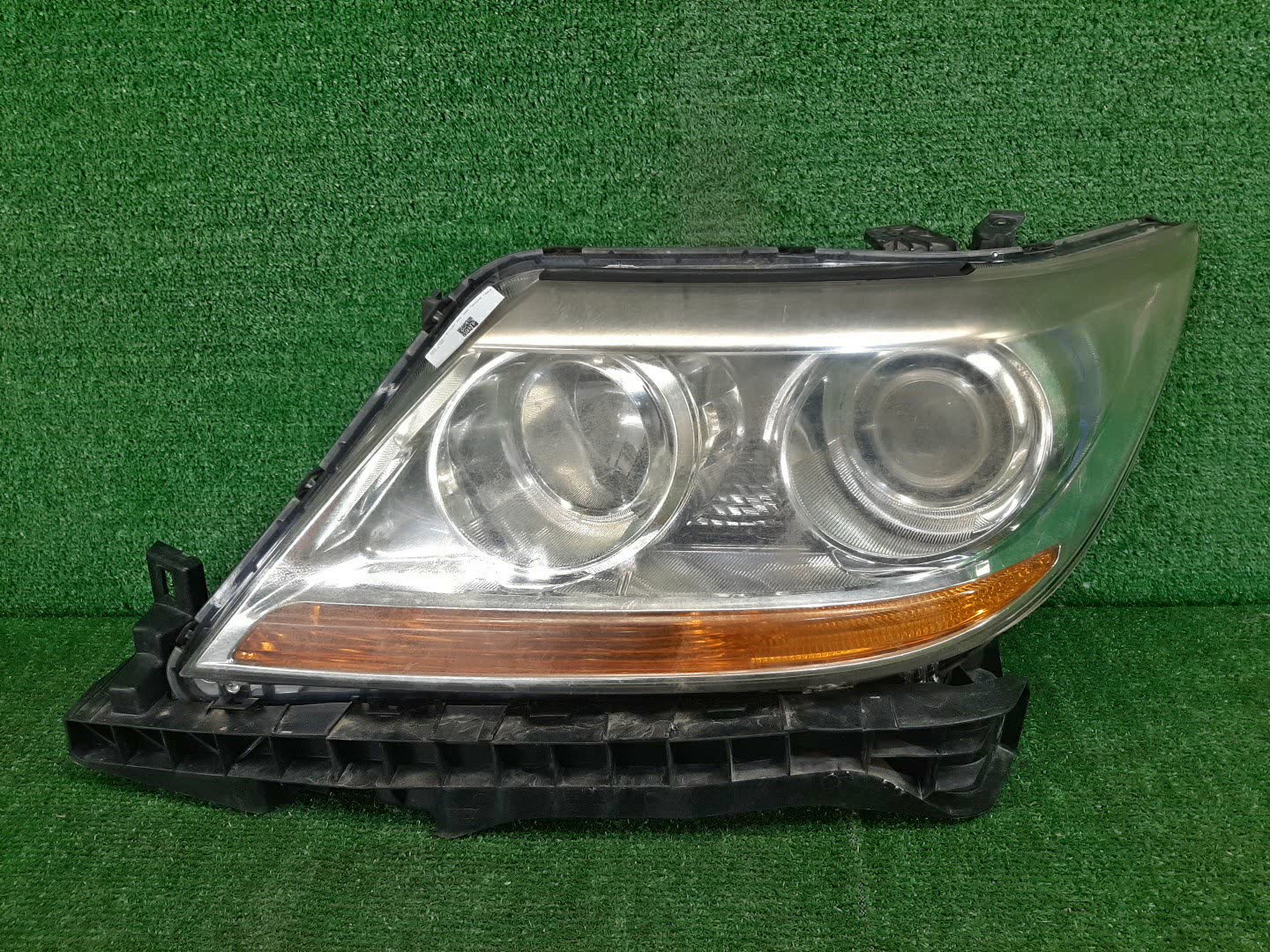 Фара левая передняя HONDA ELYSION RR1, RR2, RR3 J30A 1 ракурс