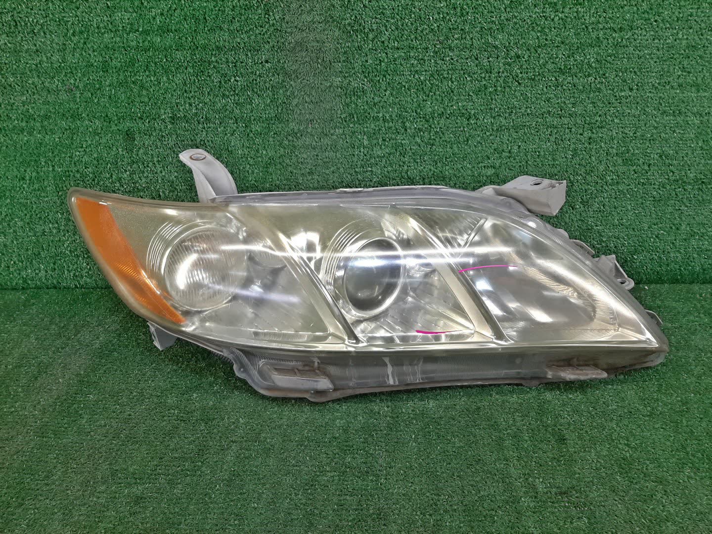 Фара правая передняя TOYOTA CAMRY, ALTIS AHV40, GSV40, ACV40, ACV45, ACV40N, ACV45N 1 ракурс