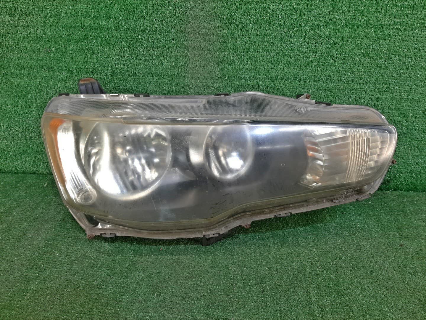 Фара правая передняя MITSUBISHI LANCER, GALANT FORTIS CY4A, CY2A, CY3A, CY6A, CX6A, CX4A, CX3A 1 ракурс