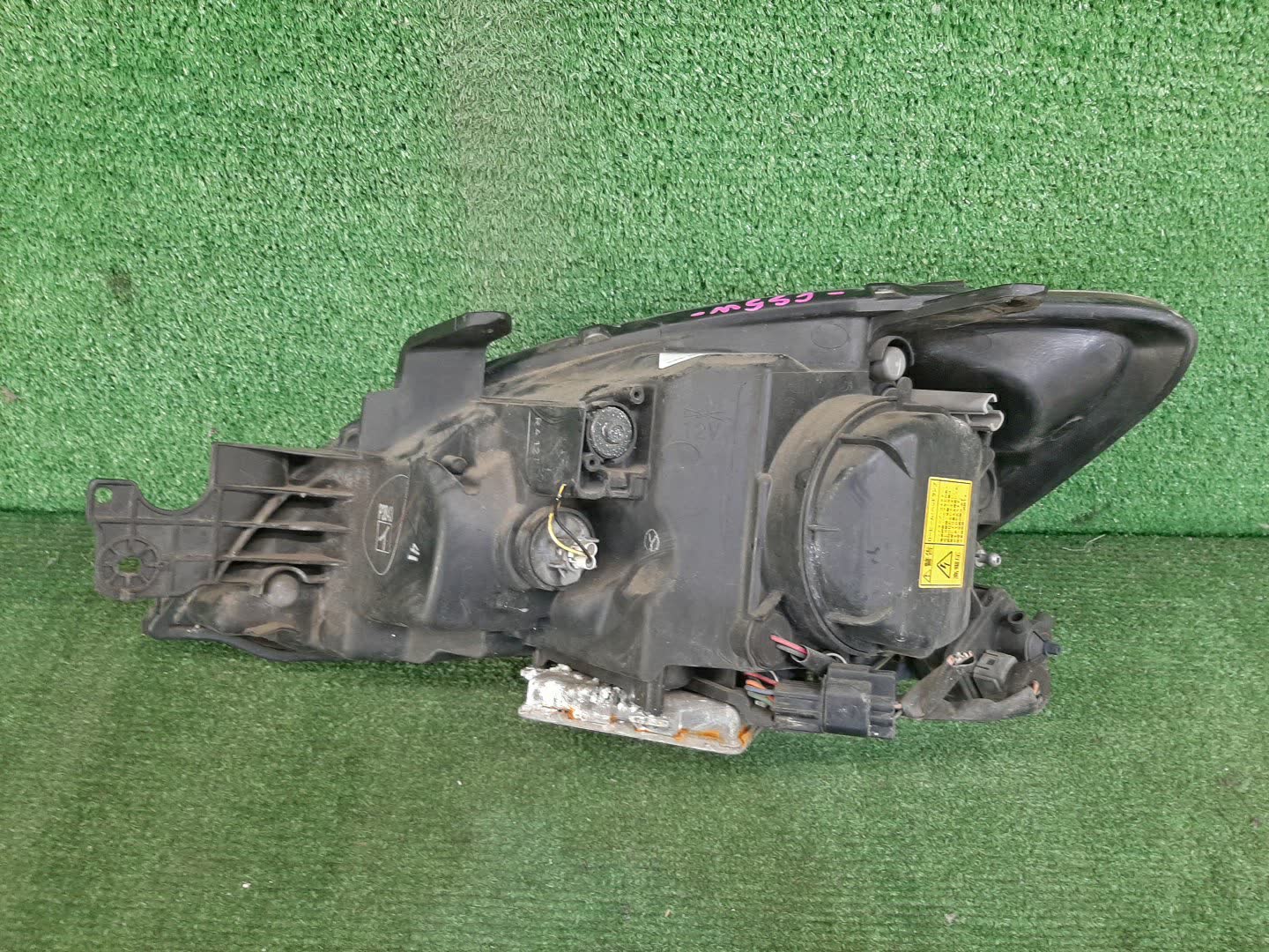 Фара правая передняя MITSUBISHI LANCER CEDIA, LANCER CS3W, CS9W, CS9A, CS1A, CS2A, CS2W, CS5W, CS5A, CS3A, CS6A, CS2V 2 ракурс