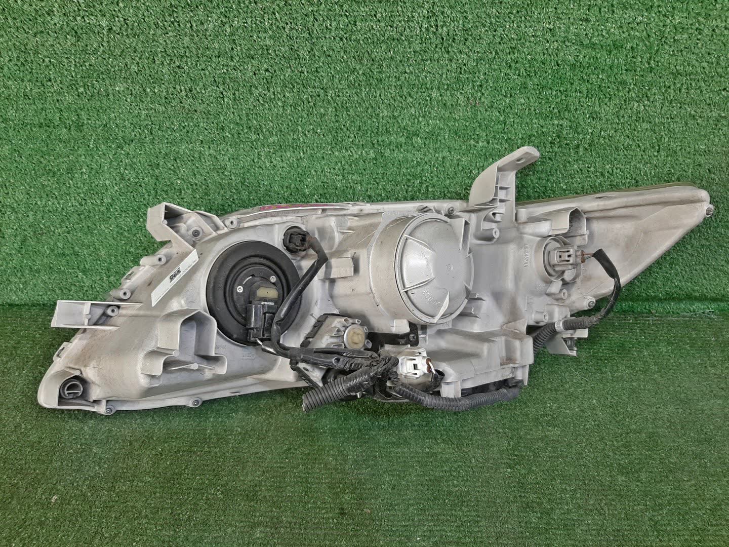 Фара правая передняя TOYOTA CAMRY, ALTIS AHV40, GSV40, ACV40, ACV45, ACV40N, ACV45N 2 ракурс