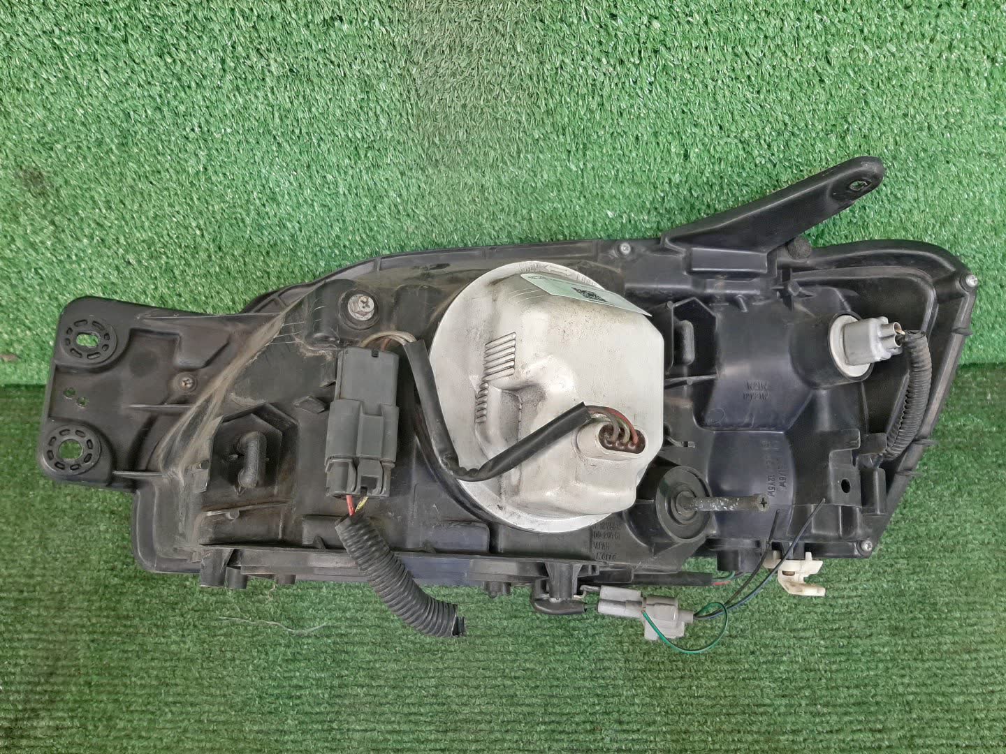 Фара правая передняя SUBARU LEGACY BH9, BE5, BH5, BHE, BHC, BE9 2 ракурс