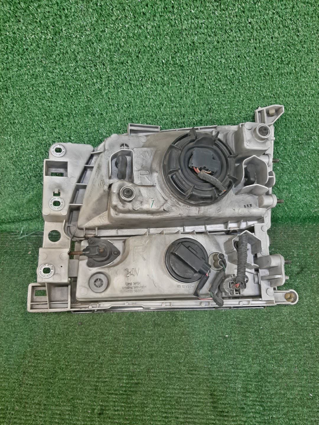 Фара правая передняя NISSAN ELGRAND ATE50, AVE50, ATWE50, ALWE50, APWE50, AVWE50, APE50, ALE50 3 ракурс