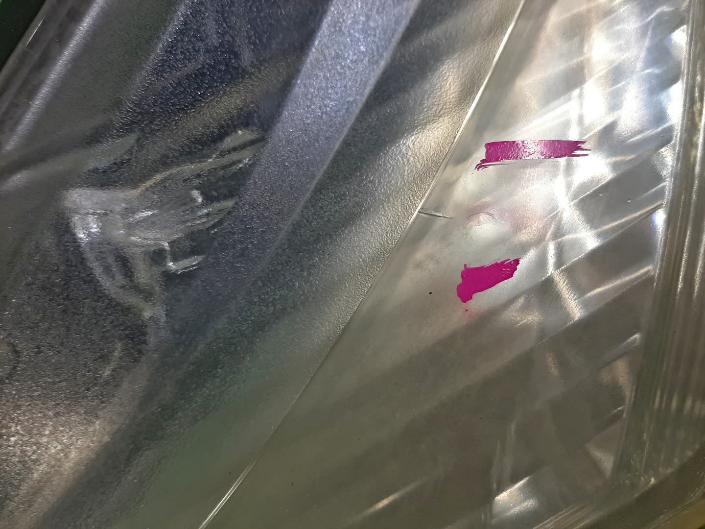 Фара правая передняя TOYOTA SPADE NCP141, NSP140, NSP141, NCP145 3 ракурс