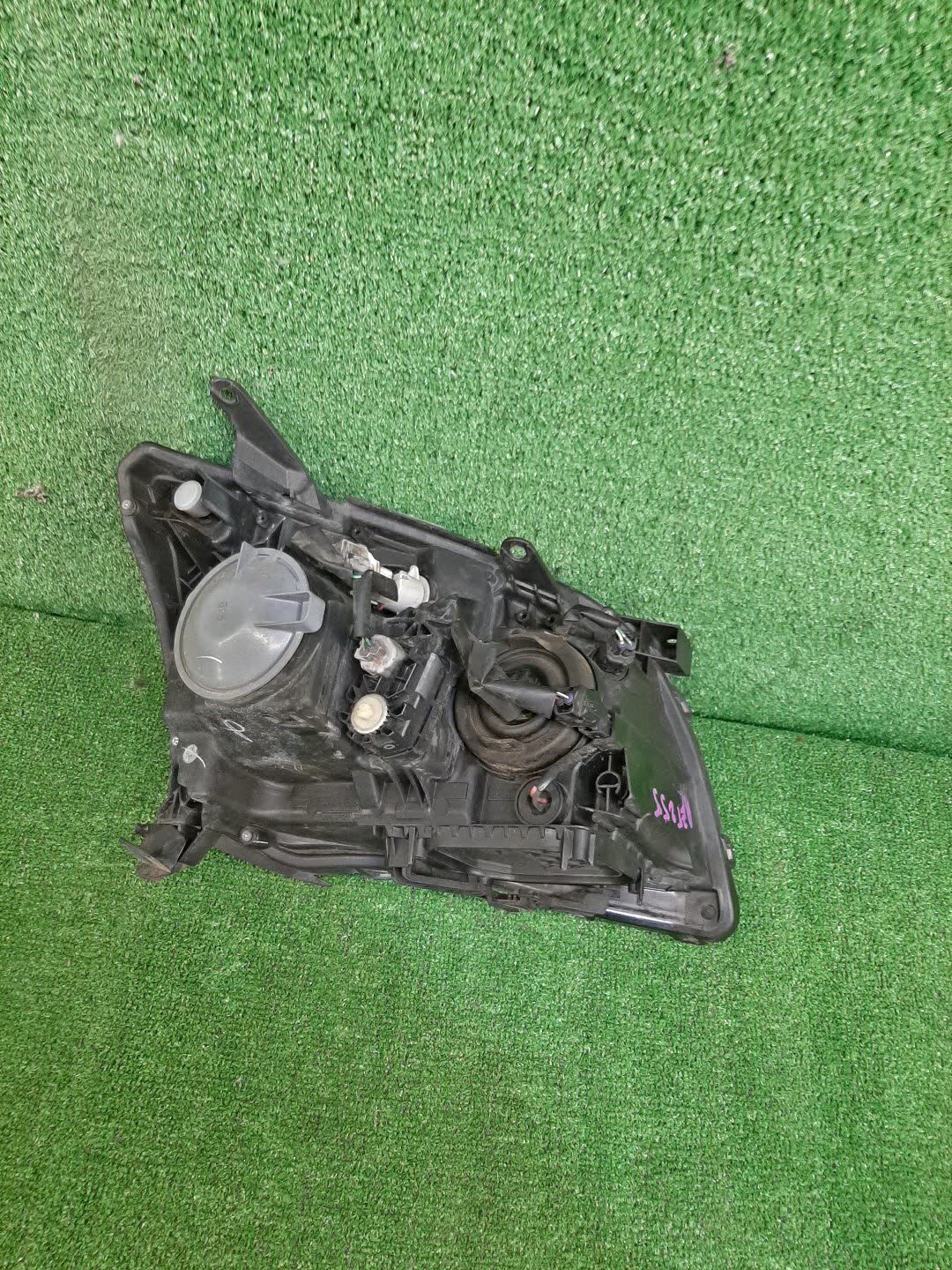Фара левая передняя TOYOTA AVENSIS ZZT251, AZT250, AZT255, AZT251 4 ракурс