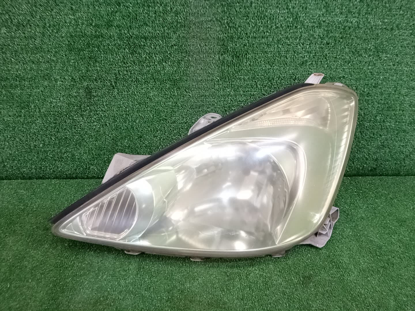 Фара левая передняя TOYOTA ALLION ZZT240, NZT240, AZT240, ZZT245 1 ракурс