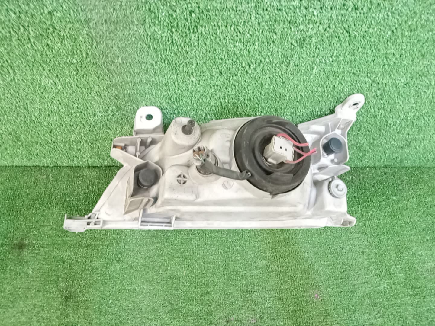 Фара правая передняя TOYOTA CORONA PREMIO CT211, ST210, AT210, AT211, ST215, CT210, CT215 2 ракурс