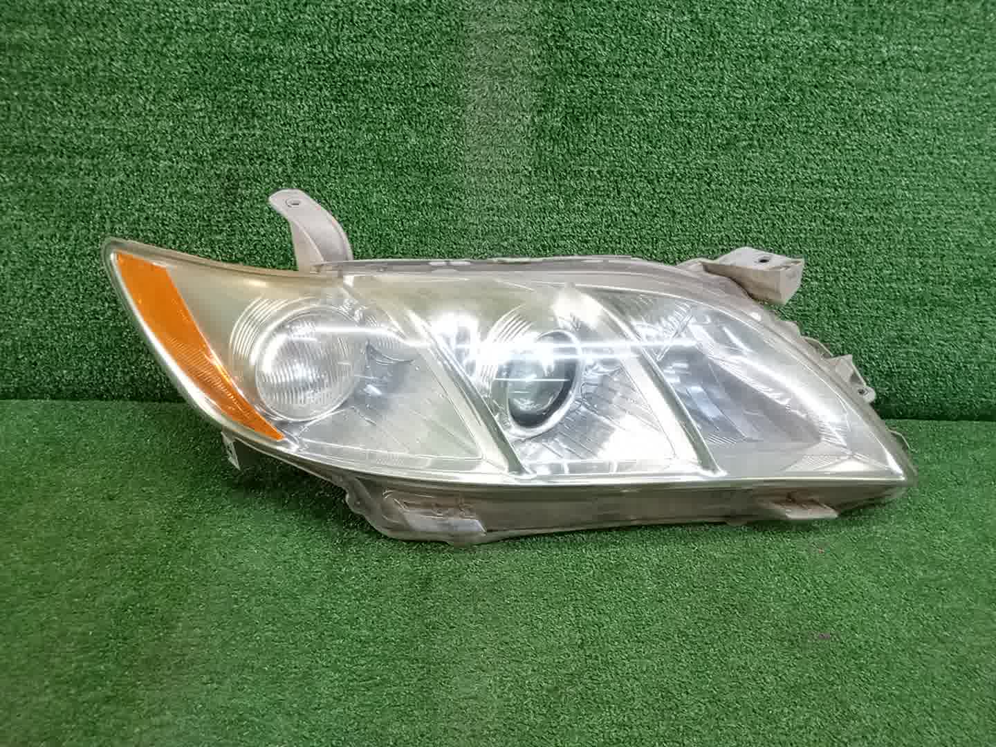 Фара правая передняя TOYOTA CAMRY, ALTIS AHV40, GSV40, ACV40, ACV45, ACV40N, ACV45N 1 ракурс