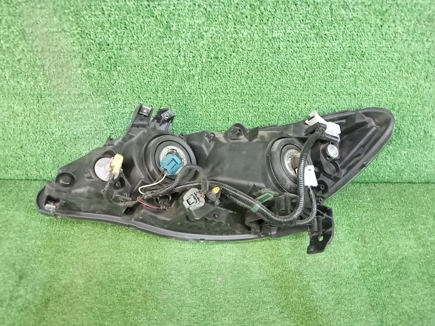 Фара правая передняя HONDA CIVIC FD2, FD1, FD3 2 ракурс