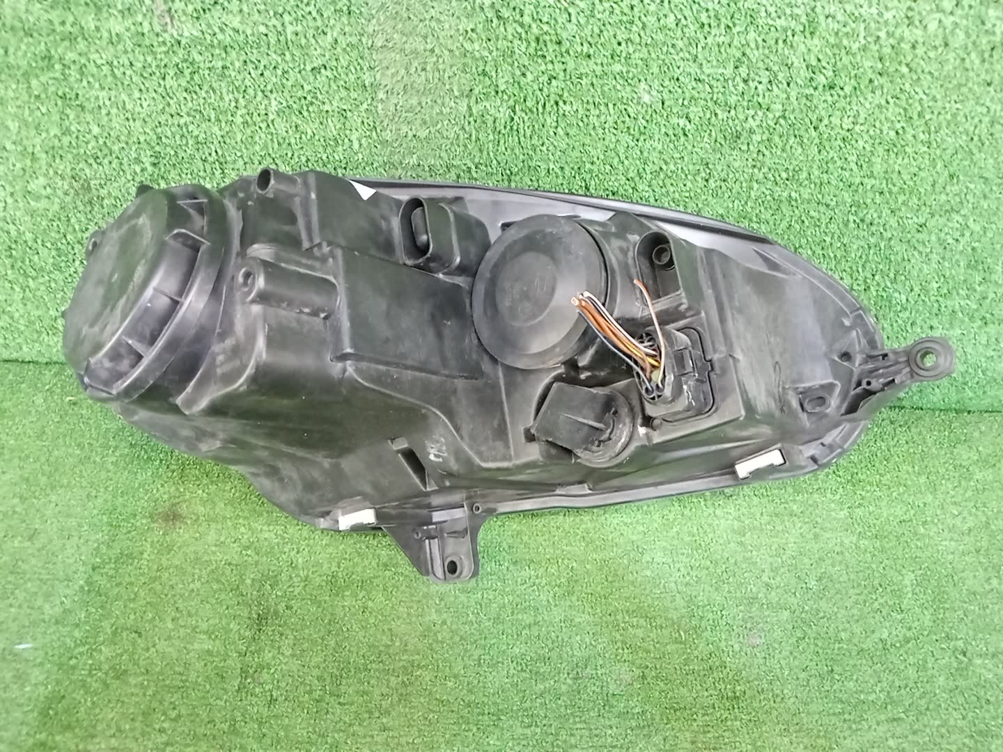 Фара левая передняя VOLKSWAGEN GOLF, JETTA MK5, 1K5, 1K1, A5, 1K2 2 ракурс