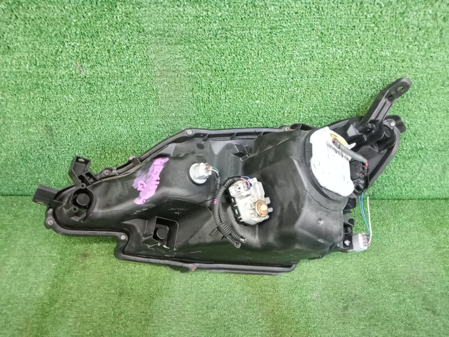 Фара правая передняя TOYOTA MARK X GRX130, GRX133, GRX135 4 ракурс