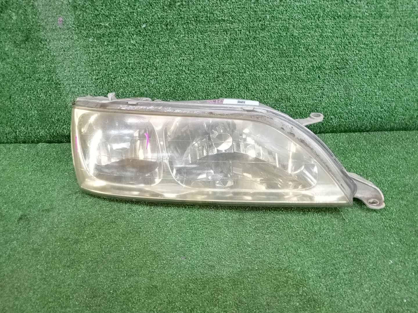 Фара правая передняя TOYOTA CRESTA GX100, JZX100, JZX101, LX100, GX105, JZX105, SX100 1 ракурс