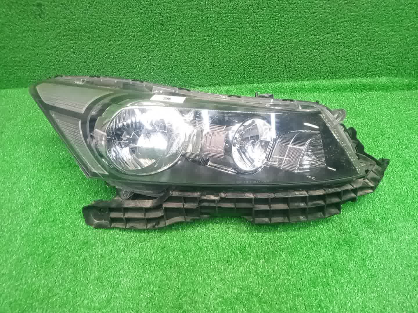 Фара правая передняя HONDA INSPIRE CP3 1 ракурс