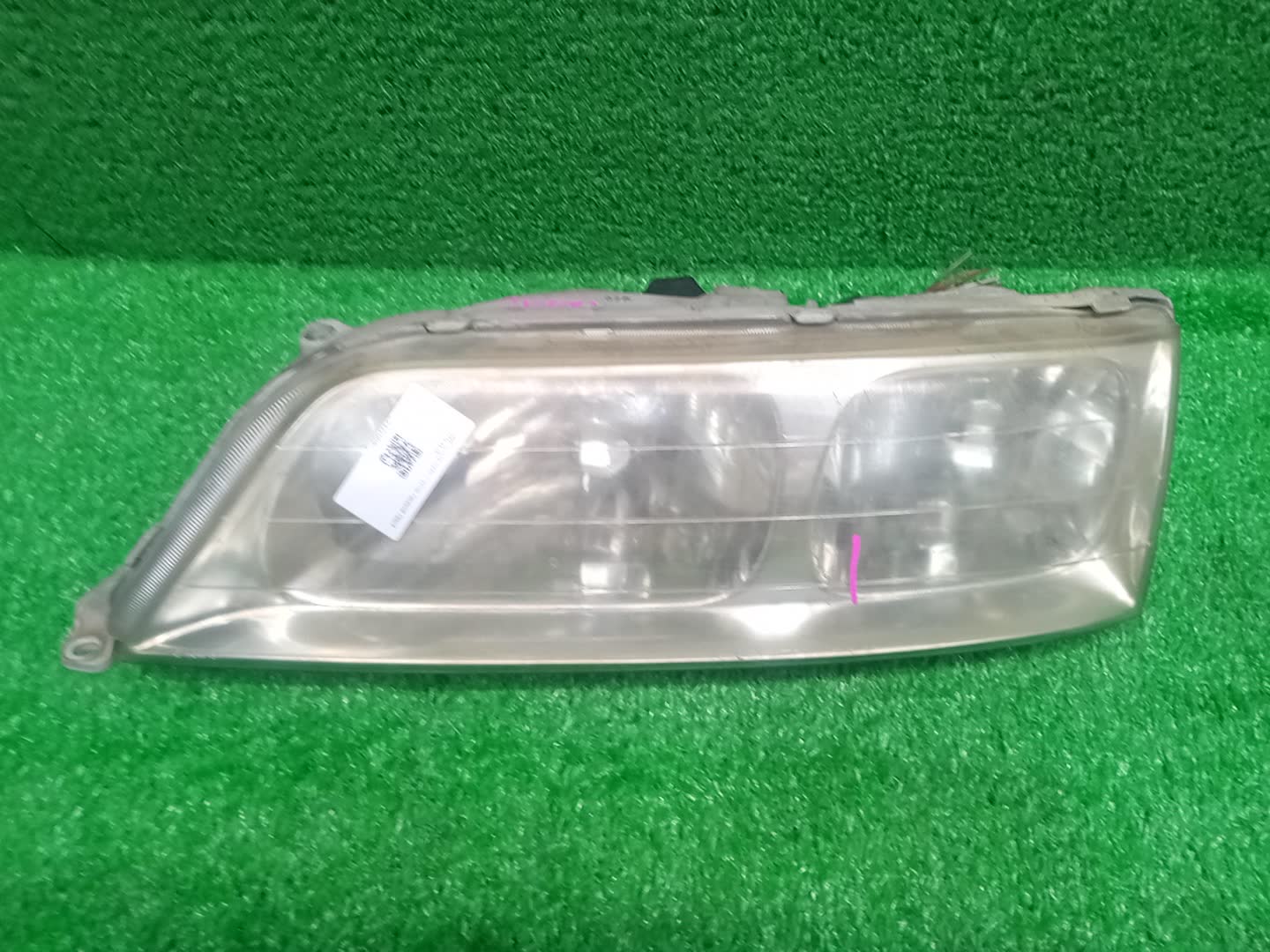 Фара левая передняя TOYOTA MARK II GX100, JZX100, JZX101, LX100, GX105, JZX105, SX100 1 ракурс