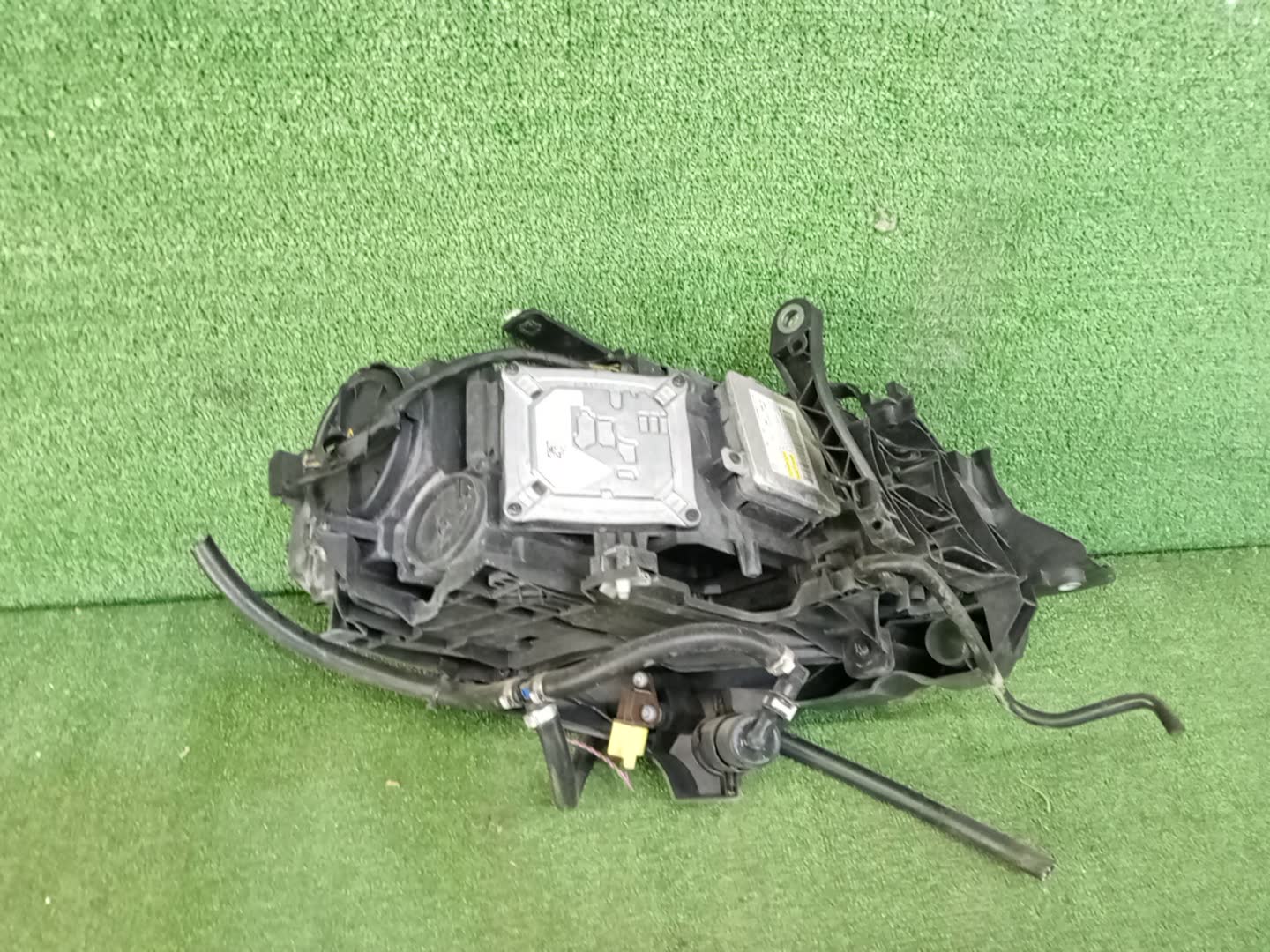 Фара левая передняя AUDI A4 8K2, B8, 8K5 3 ракурс