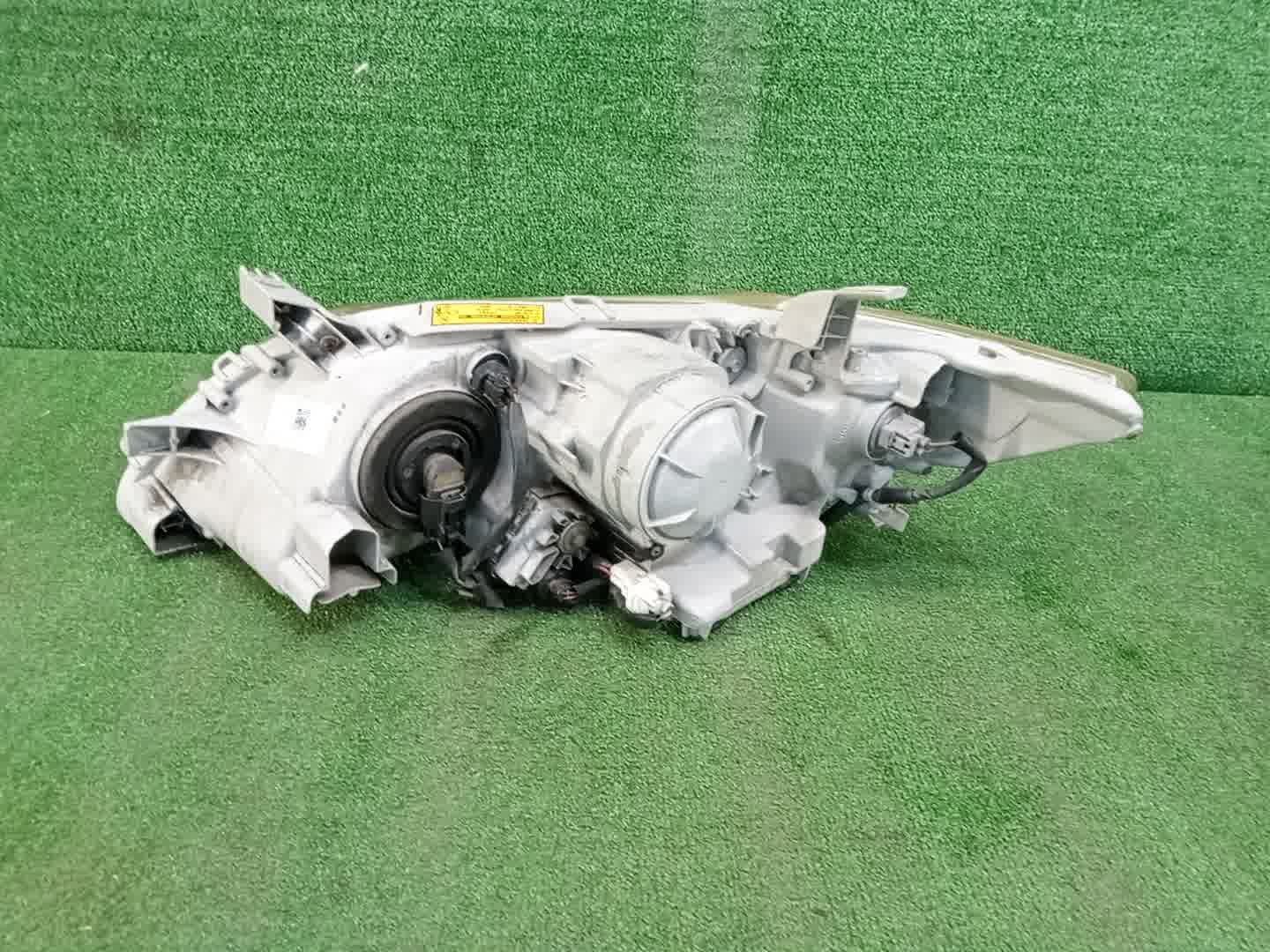 Фара правая передняя TOYOTA CAMRY, ALTIS AHV40, GSV40, ACV40, ACV45, ACV40N, ACV45N 3 ракурс