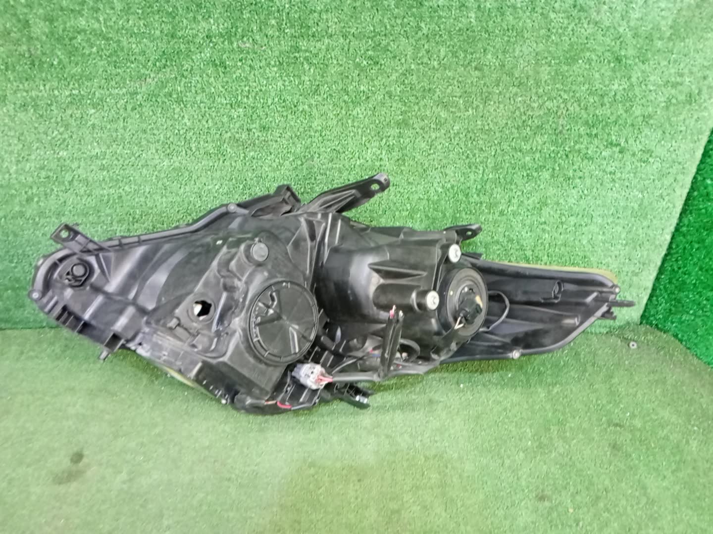 Фара правая передняя TOYOTA ALPHARD ANH25W, GGH25W, GGH20W, ANH20W 2 ракурс