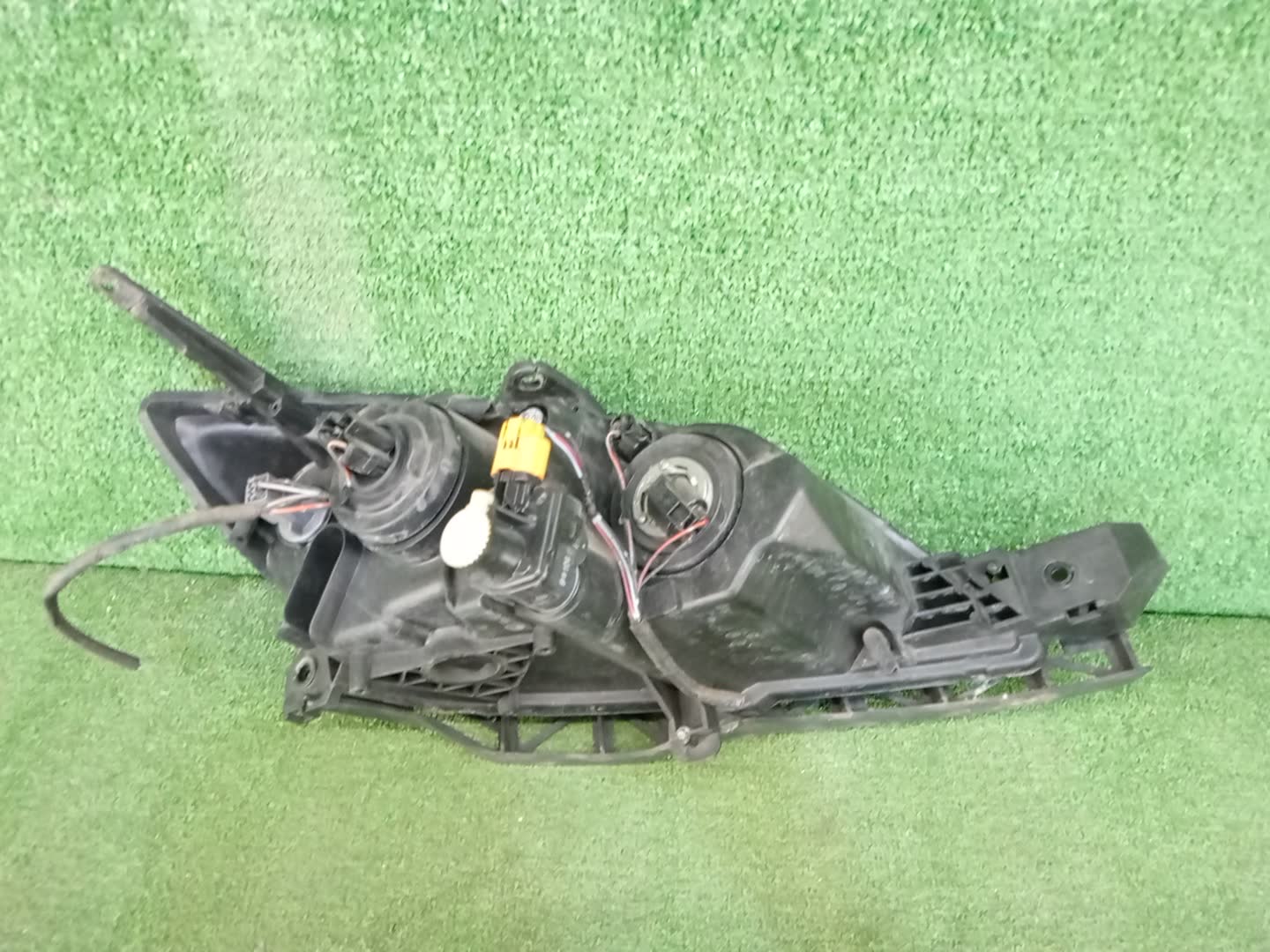 Фара левая передняя MAZDA AXELA, MAZDA 3, 3 BK5P, BK3P, BKEP, BK 2 ракурс