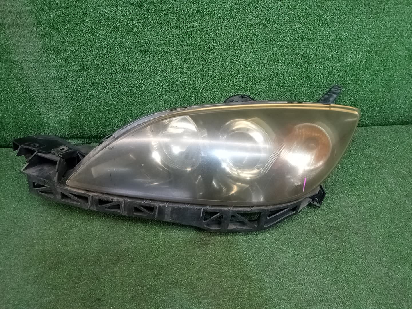 Фара левая передняя MAZDA AXELA, MAZDA 3, 3 BK5P, BK3P, BKEP, BK 1 ракурс